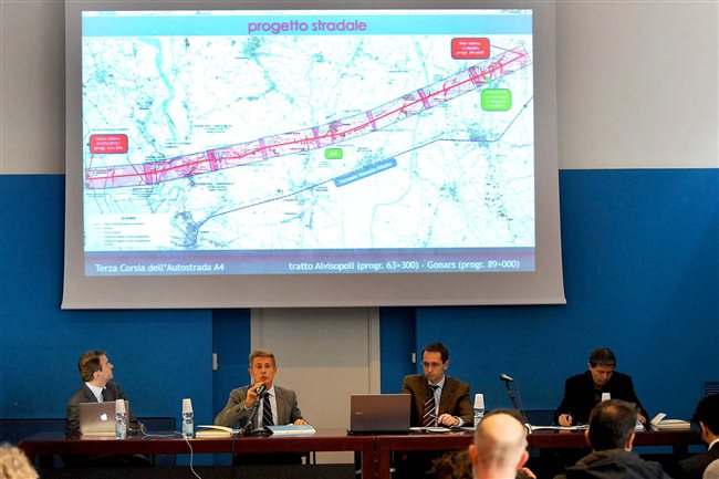 Conferenza dei servizi per il terzo lotto - con immagine a destra